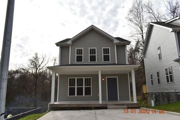 Clarksville house for rent - 954 Charlotte Street