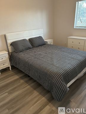 Cape Coral apartment for rent - A room with a ceiling fan and tile flooring.