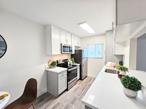 Floor plan for 1 bed, 1 bath, 615 sqft