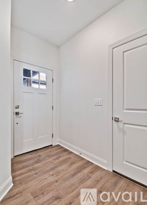 Mountain Home house for rent - A hallway with a white door and a window.