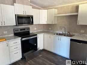 Bells house for rent - Source URL: https://prod-avail.s3.amazonaws.com/public_images/41713712/listing/image5_(3).jpeg