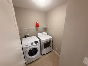 Calgary house for rent - 4 Evansborough Common Northwest