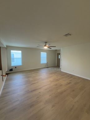 Elgin house for rent - For Lease - 13021 Black Eyed Susan Trl, Elgin, TX 78621
