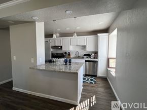San Antonio condo for rent - Source URL: https://prod-avail.s3.amazonaws.com/public_images/41506539/listing/IMG_3924.jpg