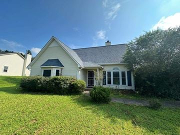 Winston Salem house for rent - 4985 Saponi Village Trail Winston Salem, NC 27127