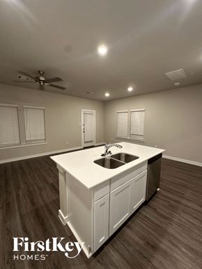 Shenandoah house for rent - 18322 W Centro Circle Shenandoah, TX 77385