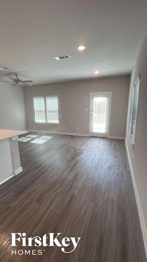 Shenandoah house for rent - 18334 W Centro Circle Shenandoah, TX 77385