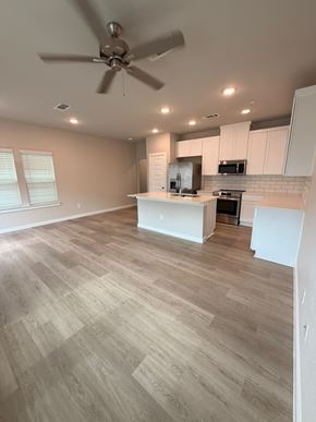 Shenandoah house for rent - 18342 W Centro Circle Shenandoah, TX 77385