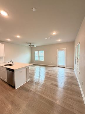 Shenandoah house for rent - 18342 W Centro Circle Shenandoah, TX 77385