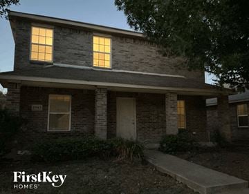 Lancaster house for rent - 1945 Cross Oaks Drive Lancaster, TX 75146