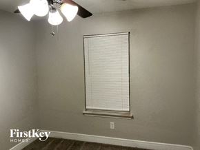 Lancaster house for rent - 1945 Cross Oaks Drive Lancaster, TX 75146