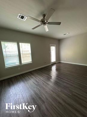 305 N Centro Circle, Shenandoah, TX, 77385 photo 2