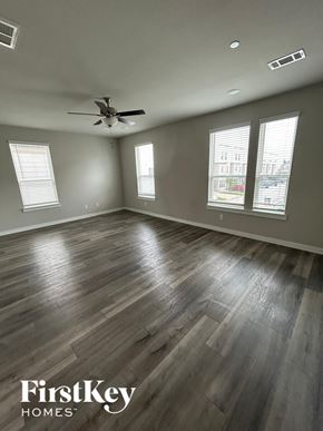 Shenandoah house for rent - 373 N Centro Circle Shenandoah, TX 77385