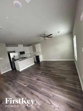 Shenandoah house for rent - 373 N Centro Circle Shenandoah, TX 77385
