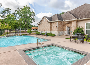 Conroe apartment for rent - Woodside Manor
