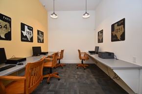 Haslet apartment for rent - Avondale Farms