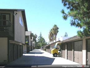 San Jose apartment for rent - Driveway