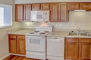Cincinnati apartment for rent - Kitchen