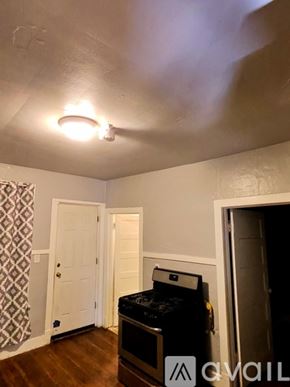 Chicago apartment for rent - A room with a microwave on top of a counter.