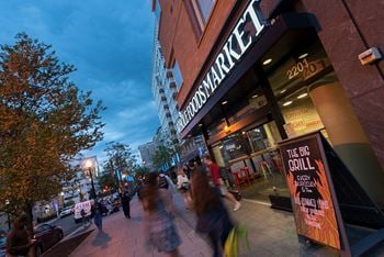 Enjoy shopping options near-by 