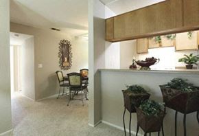 Tracy apartment for rent - Kitchen and dining room view Tracy CA Apts for rent at Tracy Park Apts