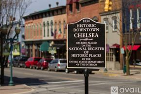 Chelsea apartment for rent - A sign in front of a building that says Historic Downtown Chelsea.