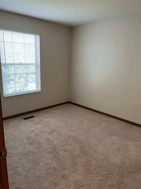 Schaumburg house for rent - 1744 Eastwood Ct, #6