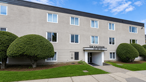 Vancouver apartment for rent - The Kaledan apartments are located in a sunny, grassy area.
