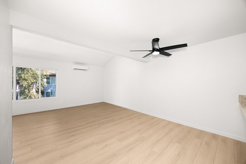 Floor plan for 2 beds, 2 baths, 1000 sqft