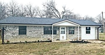 Calera house for rent - 302 South 4th Street