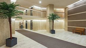 Toronto apartment for rent - Building Lobby