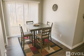 Austin apartment for rent - A dining room with a table and chairs.