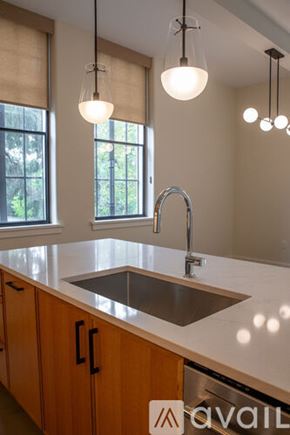 Northampton apartment for rent - Source URL: https://prod-avail.s3.amazonaws.com/public_images/41515523/listing/531A0003.jpg