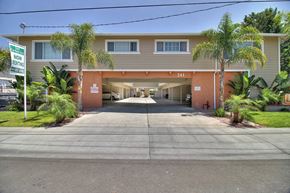 Palo Alto apartment for rent - the building where the motel is located