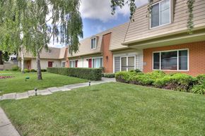 Mountain View apartment for rent - front property entry grass at St. Croix, Mountain View, CA