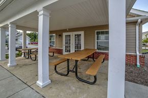 Erie apartment for rent - Picnic area
