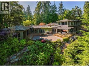 Vancouver house for rent - Source URL: https://ddfcdn.realtor.ca/listing/TS638979481536830000/reb89/highres/7/R3065047_5.jpg
