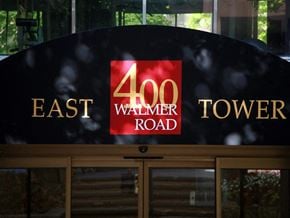 Toronto apartment for rent - A sign for the 400 Walmer Road building.