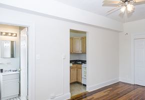 Washington apartment for rent - Castle Manor apartments interior U Street Columbia Heights Washington DC