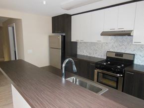 Newark apartment for rent - kitchen and counter top