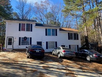 Columbia house for rent - 2209 Battleford Road