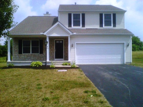Floor plan for 3 beds, 2.5 baths, 1872 sqft