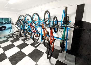 Bike room edit_my2