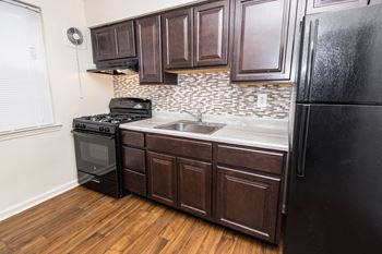 Fully furnished kitchen