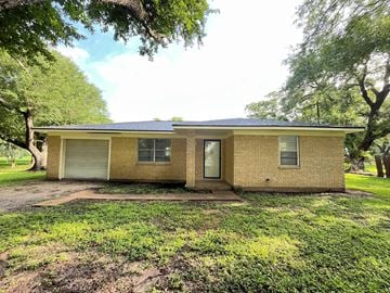 Bay City house for rent - 409 Labradford Dr