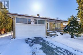 Vaughan (Crestwood-Springfarm-Yorkhill) house for rent - A house with the number L239 on the window.