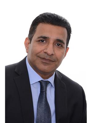 Arshad Hayat, Royal LePage Macro Realty