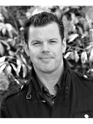 PHIL CUNLIFFE, RE/MAX WEST REALTY INC.