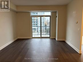Toronto (Edenbridge-Humber Valley) condo for rent - Source URL: https://ddfcdn.realtor.ca/listing/TS639112536693430000/reb82/highres/2/w12760752_6.jpg