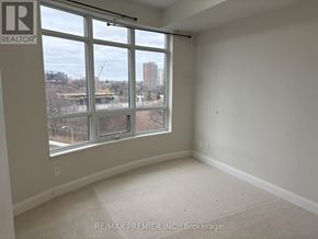 Toronto (Edenbridge-Humber Valley) condo for rent - Source URL: https://ddfcdn.realtor.ca/listing/TS639112536609800000/reb82/highres/2/w12760752_9.jpg
